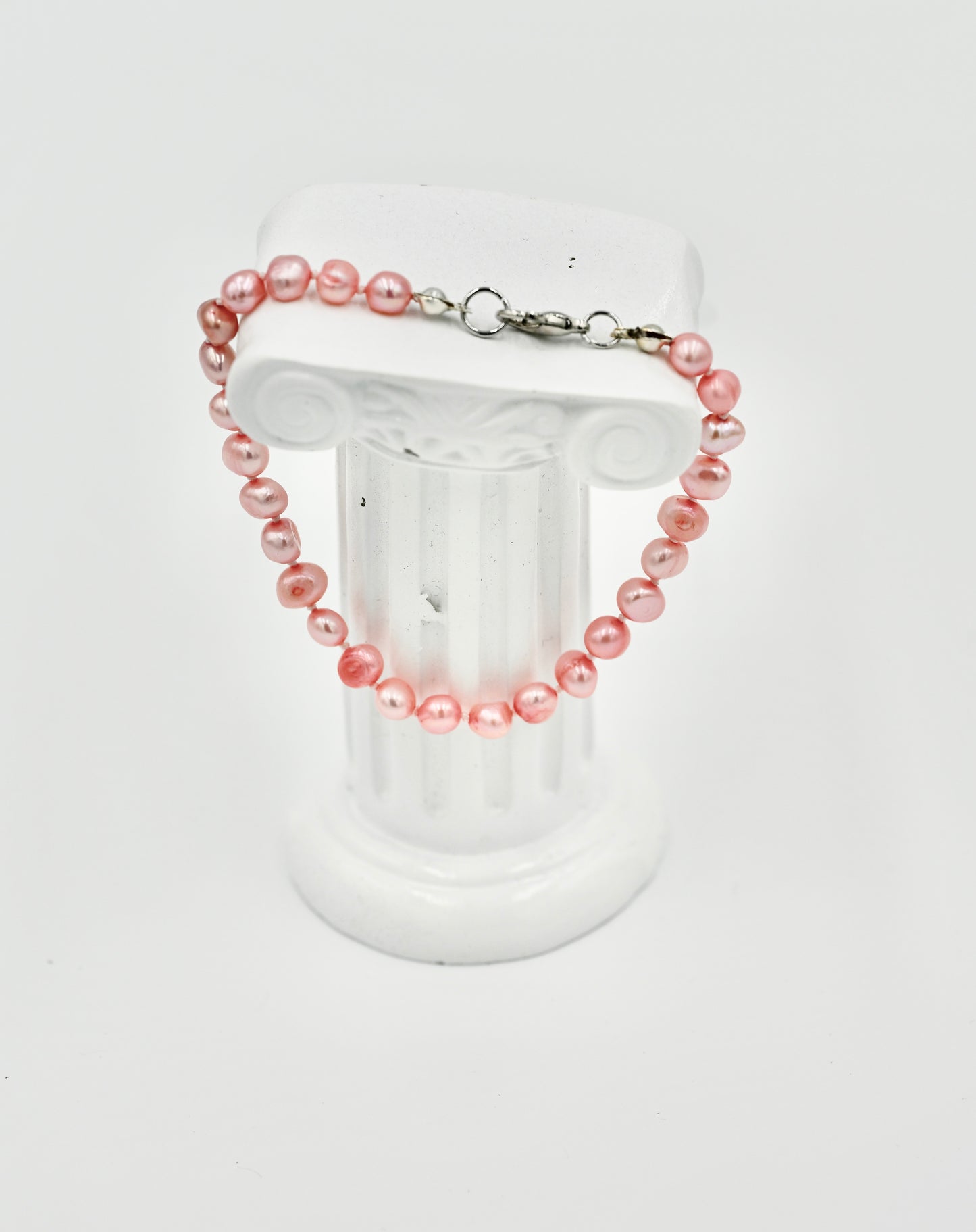 Fresh Pink Fresh Water Pearl 7.5 Inch Knotted Bracelet Silver Hardware